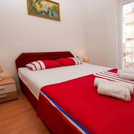 Apartment Ajdukovic Vodice Buitenkant foto