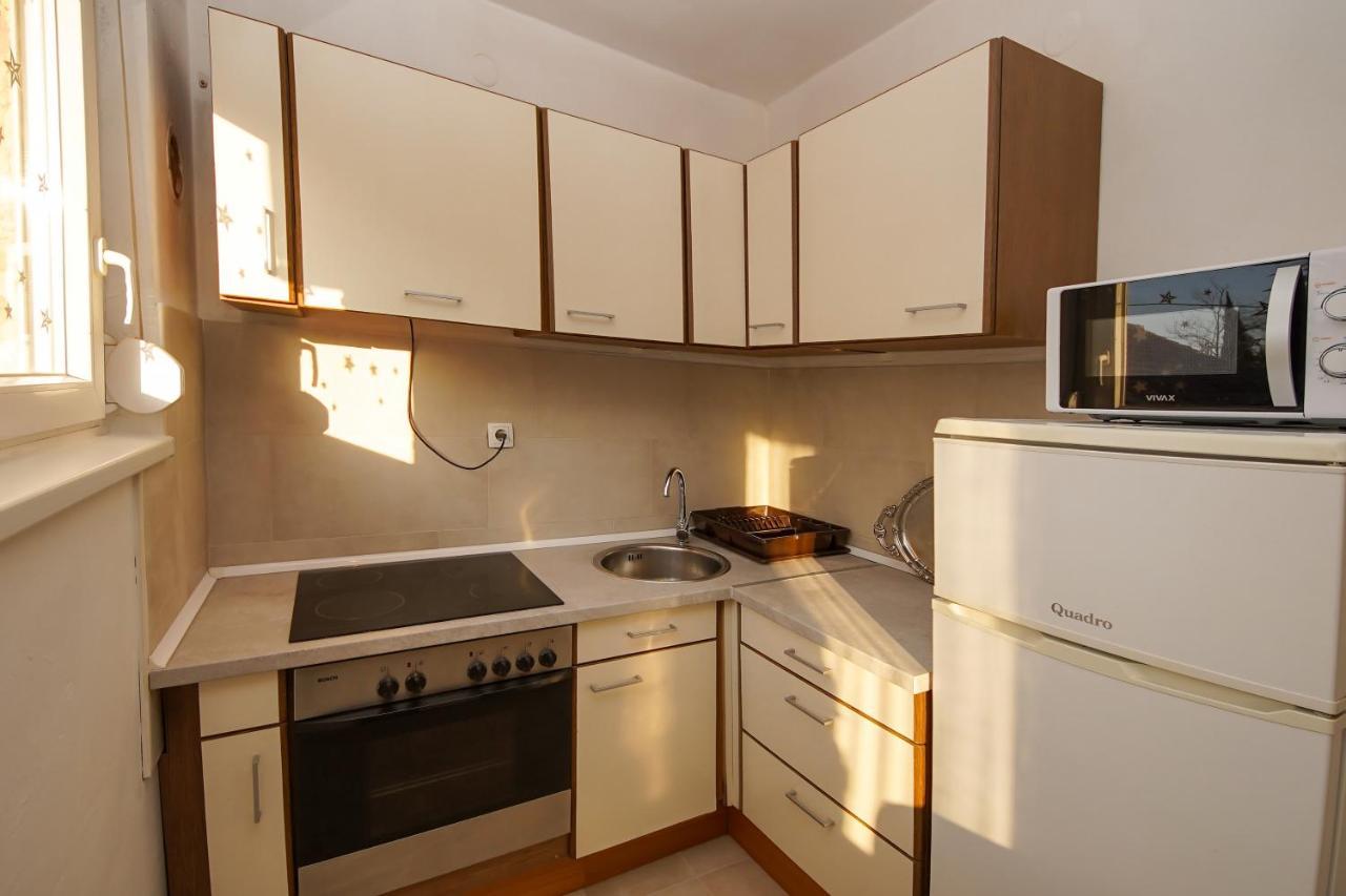 Apartment Ajdukovic Vodice Buitenkant foto