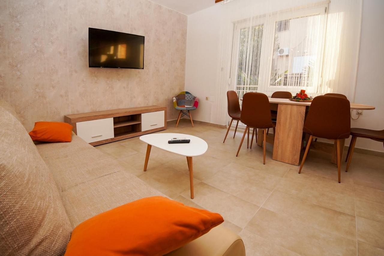 Apartment Ajdukovic Vodice Buitenkant foto