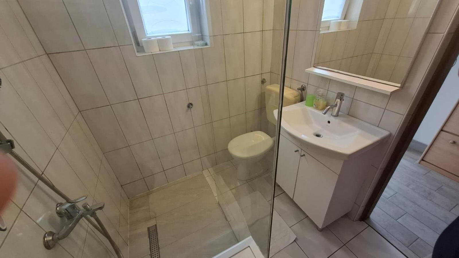Apartment Ajdukovic Vodice Buitenkant foto