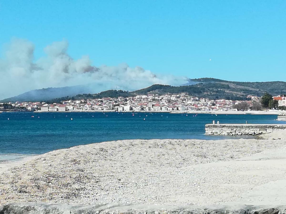 Apartment Ajdukovic Vodice Buitenkant foto